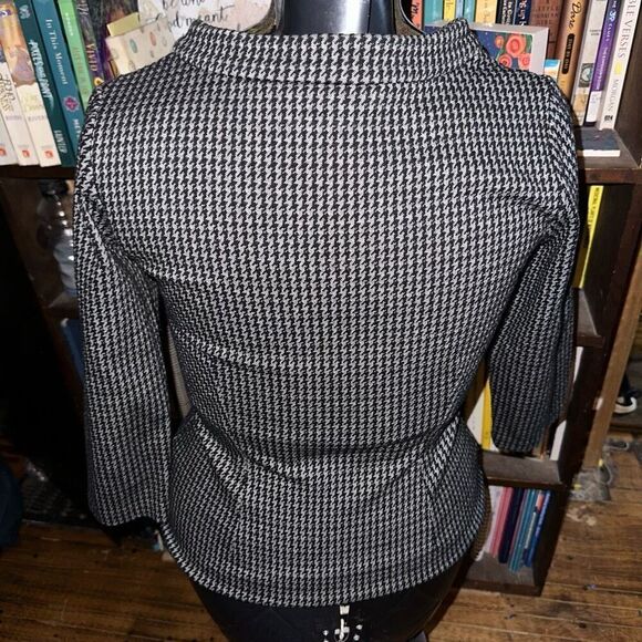 Boden herringbone high neck knit royalcore Parisian top - Picture 2 of 3